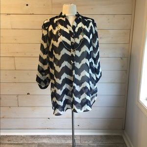 Cato navy and white chevron sheer blouse